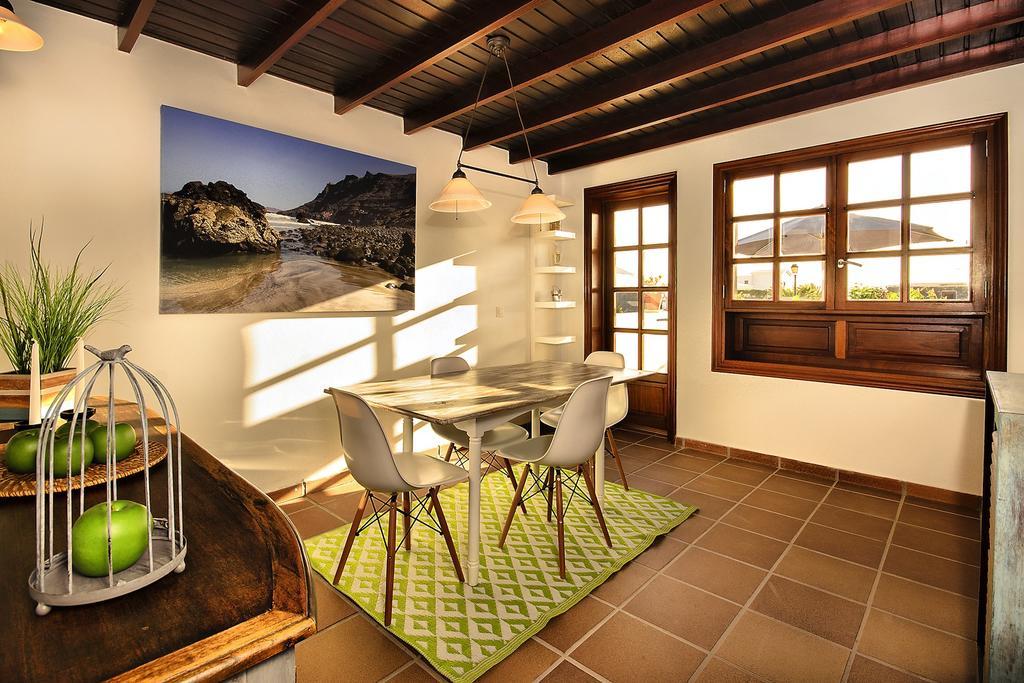 Los Charcones Vivienda Vacacional Playa Blanca  Exterior foto