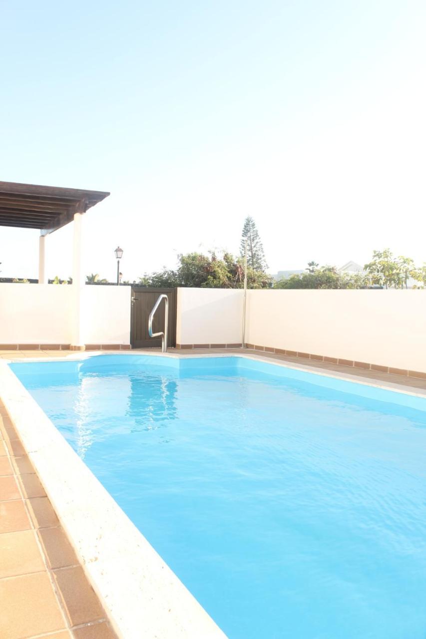 Los Charcones Vivienda Vacacional Playa Blanca  Exterior foto
